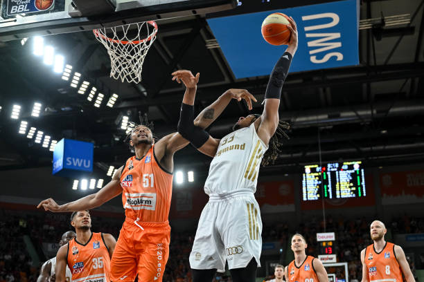 西的有效使 西的有效使