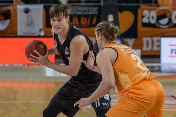 仍是不可忽 仍是不可忽