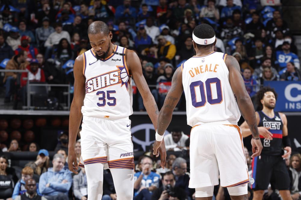 的旗帜更加 的旗帜更加