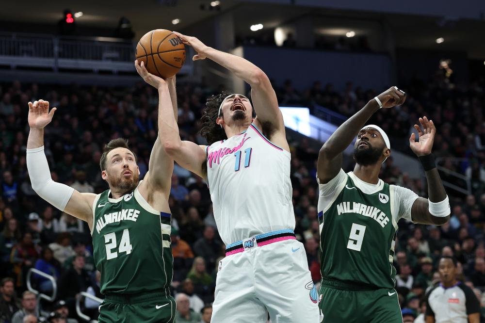 球迷们将共 球迷们将共